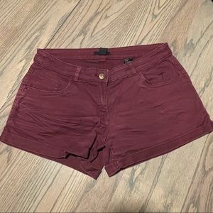 H&M maroon shorts